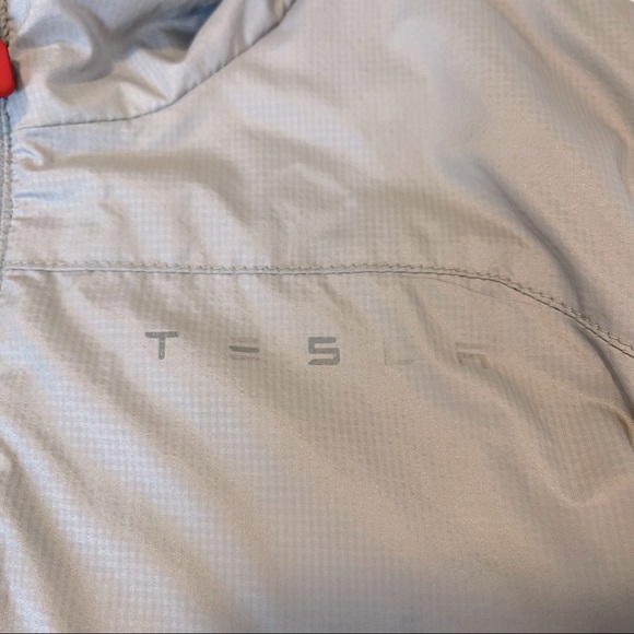 Tesla Women’s Tech Vest, Small - Picture 3 of 9